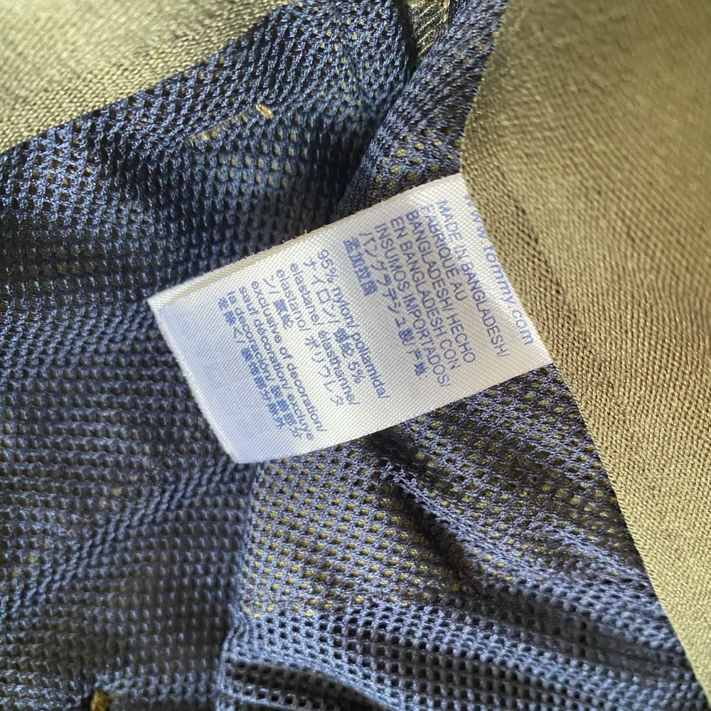 Tommy Hilfiger Men’s 32x32 Army Green Slacks - Picture 5 of 5
